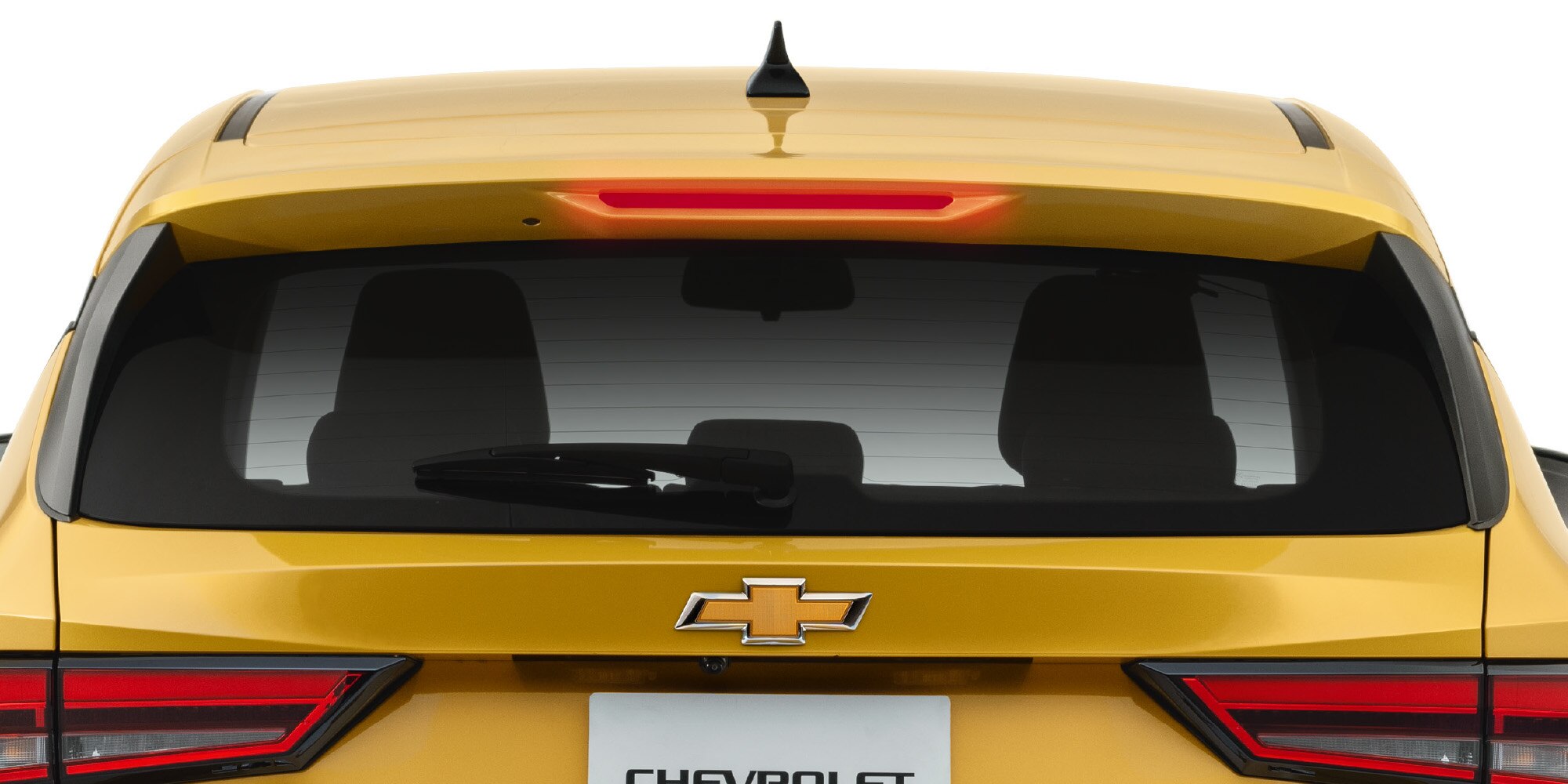 Chevrolet Aveo HB 2025, nuevo auto compacto con parrilla frontal con detalles bi-tono cromo y negro brillante